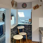 2 Bedroom Amazing In Holiday home