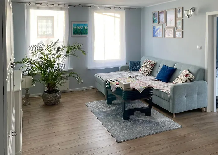 Casa de Férias Lovely In Nowe Warpno